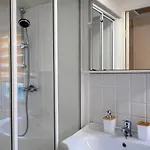 St Hildas Boutique 5*