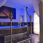 St Hildas Boutique
