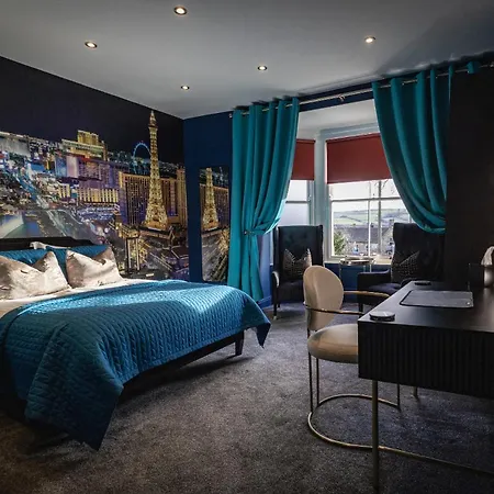 St Hildas Complex Ξενοδοχείο 5*