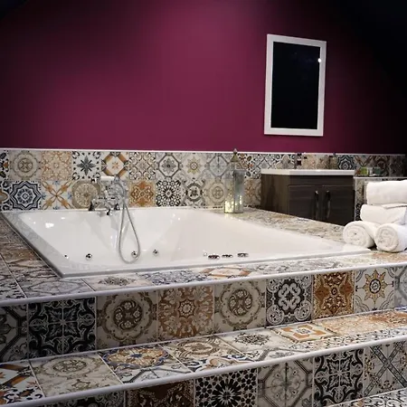 St Hildas Complex Hotel