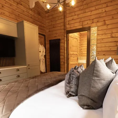 St Hildas Complex Otel