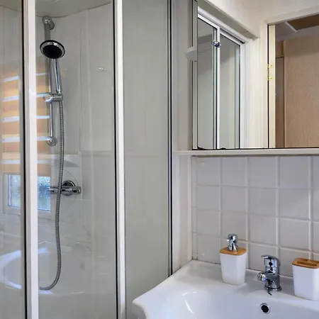 St Hildas Boutique 5*