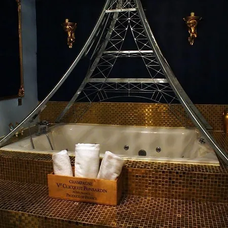 St Hildas Complex 5*