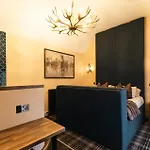 St Hildas Boutique 5*