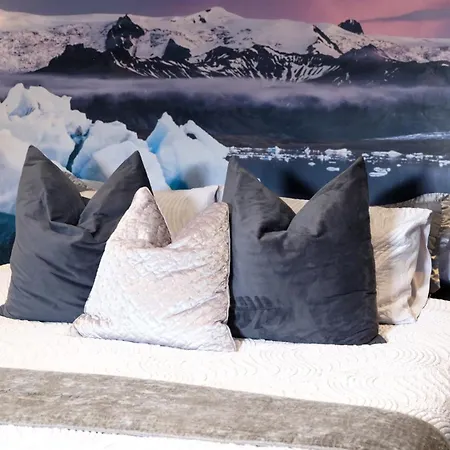 فندق St Hildas Complex 5*
