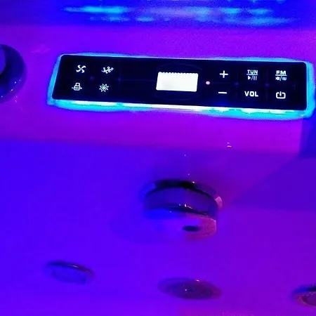 St Hildas Complex מלון Hinderwell